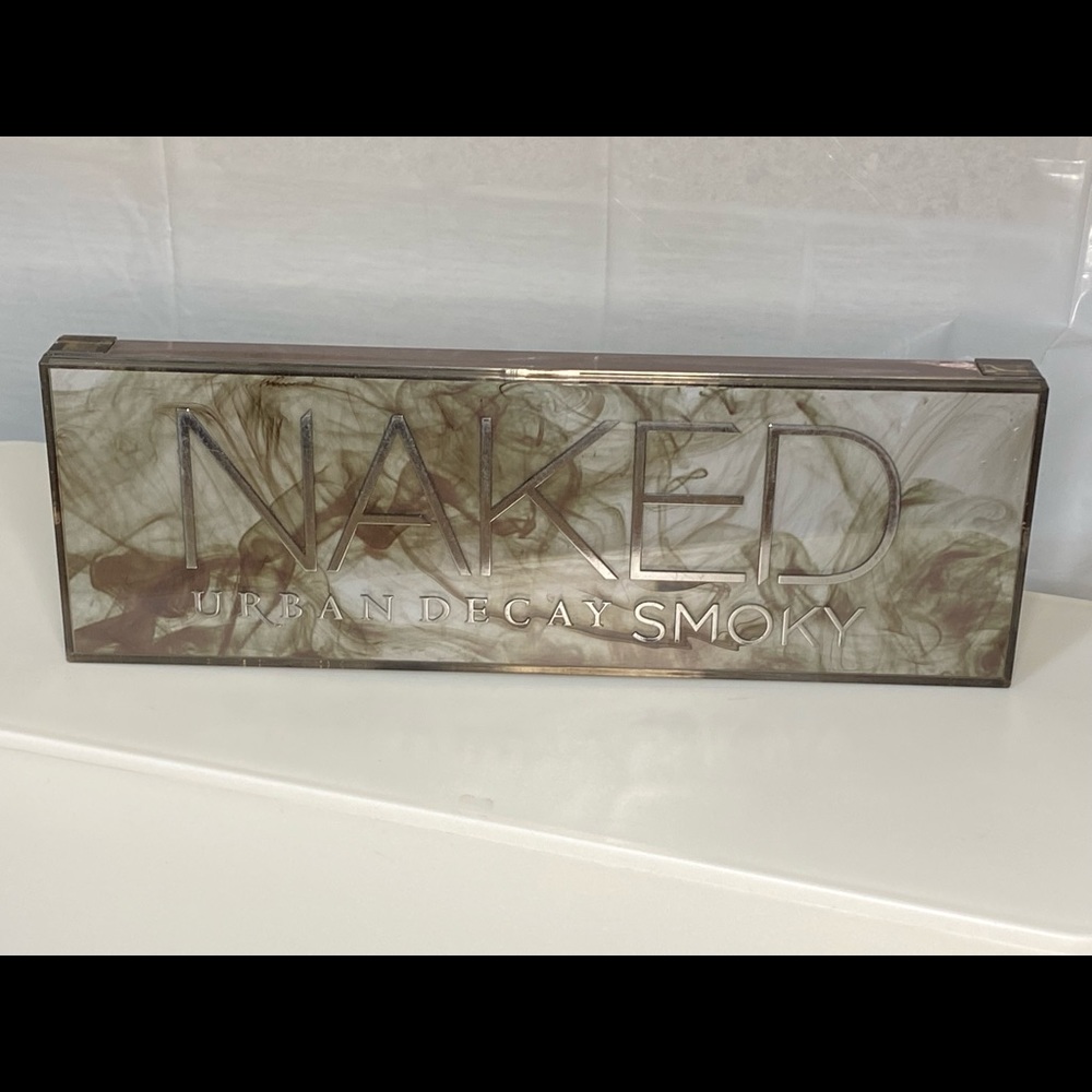 Urban Decay Naked Smokey pallet